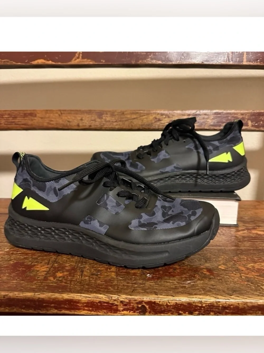 Go Ruck Rough Runner Midnight Frogskin Acid Lime Shoes Running Athletic Sneakers